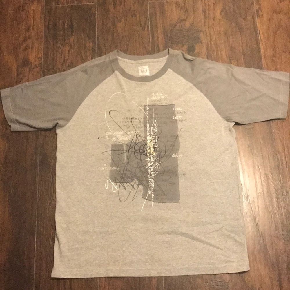 Men’s tee shirt